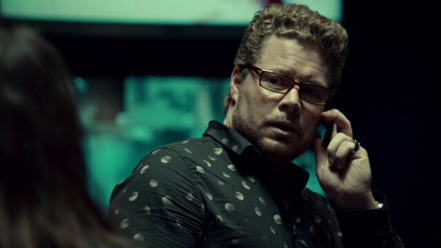 File:OrphanBlackS01E07-2160.jpg