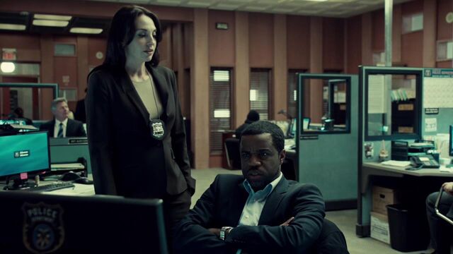 File:OrphanBlackS01E08-0085.jpg