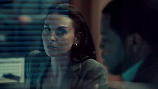 File:OrphanBlackS01E090372.jpg