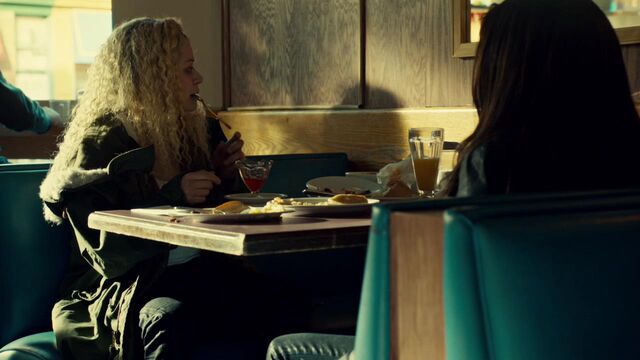 File:OrphanBlackS01E07-0881.jpg