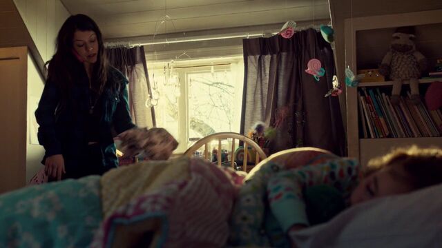 File:OrphanBlackS01E090705.jpg