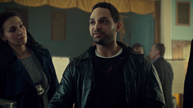 File:OrphanBlackS01E10 1382.jpg