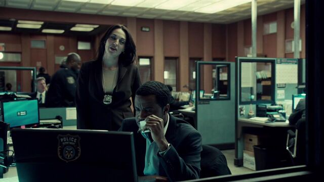 File:OrphanBlackS01E08-0078.jpg