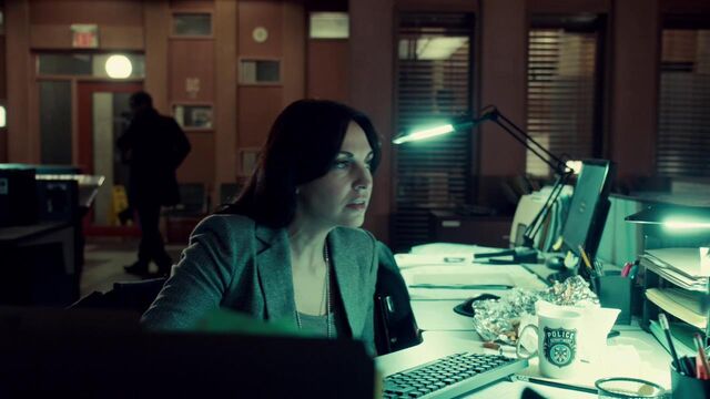 File:OrphanBlackS01E07-2518.jpg