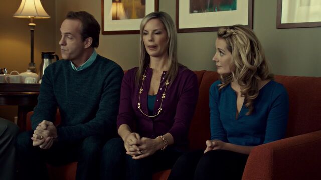 File:OrphanBlackS01E091005.jpg