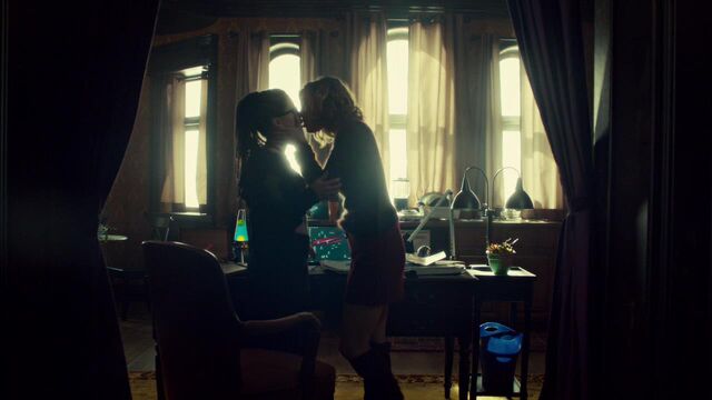 File:OrphanBlackS01E08-1340.jpg