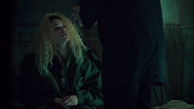 File:OrphanBlackS01E090453.jpg