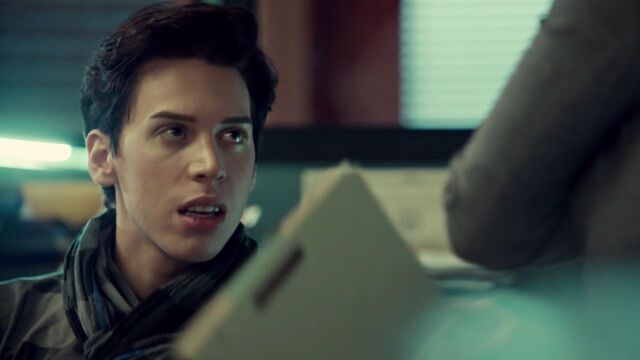 File:OrphanBlackS01E10 0549.jpg