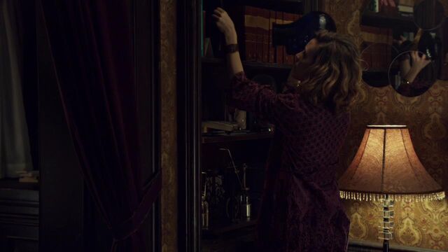 File:OrphanBlackS01E08-1790.jpg