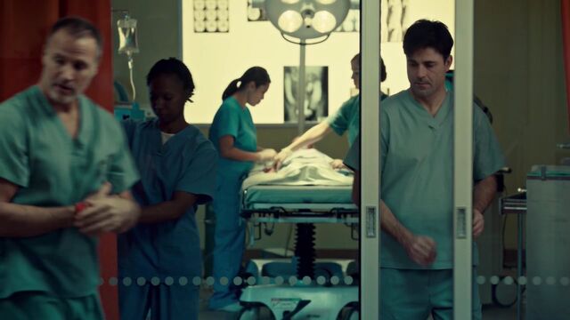 File:OrphanBlackS01E090188.jpg