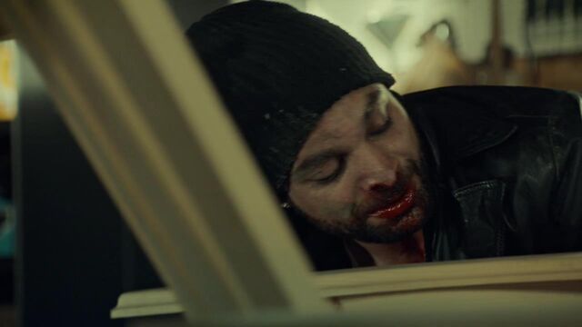 File:OrphanBlackS01E06-2090.jpg
