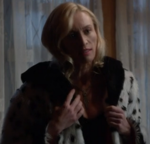 File:CruellaDuring.png