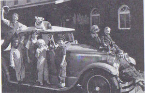 1928