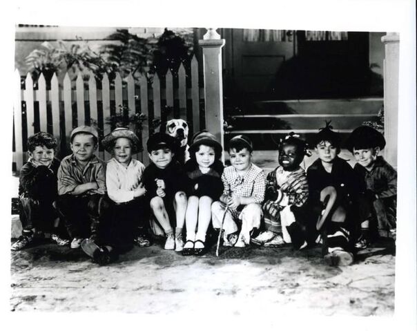 File:1935cast.jpg