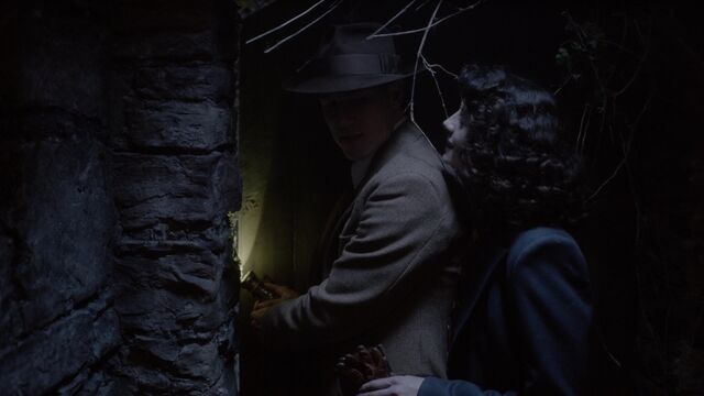 File:S01E02-Screencap35.jpg