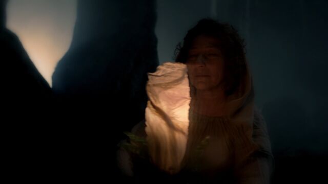 File:S01E01-Screencap14.jpg