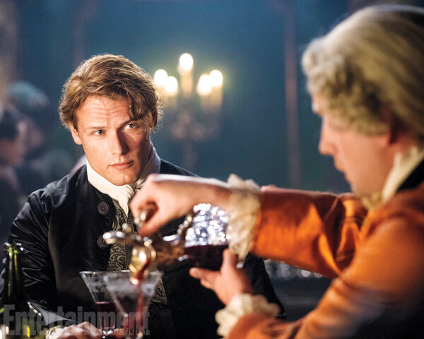 File:Outlander-s2-01.jpg