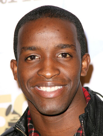 File:Elijah Kelley People Magazine Official GRAMMY T6xMPnGzL5Ql.jpg