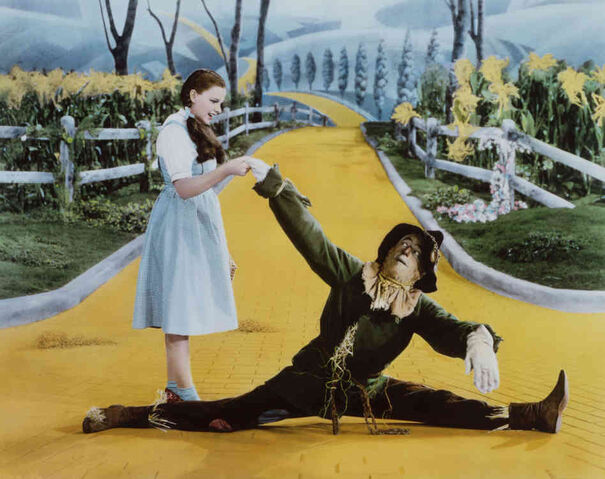File:Wizard-of-oz custom-1f1b353f2276422ce6fa361ec791fb51a3d8af8c-s6-c30.jpg