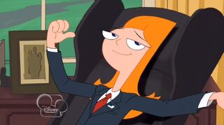Candace al mando.jpg