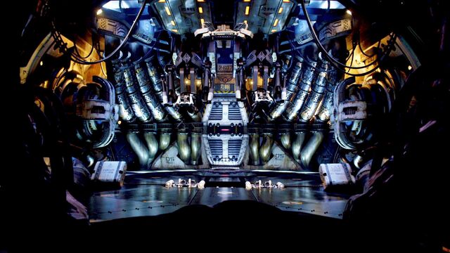 File:Conn pod Gipsy Danger.jpg