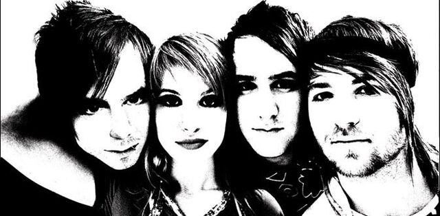 File:Paramore12.jpg