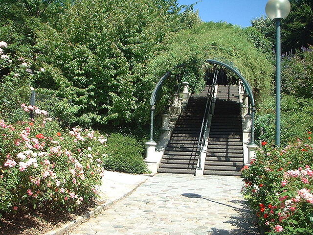 File:Afar Garden1.jpg