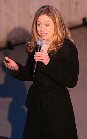 File:Maggiebauercampaignspeech.jpg