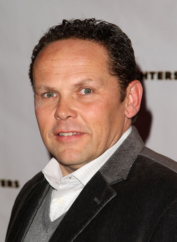 File:KevinChapman.jpg