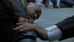 1x03 StoppingTheGuard.jpg
