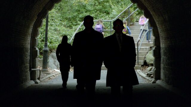 File:1x01 WalkInThePark.jpg