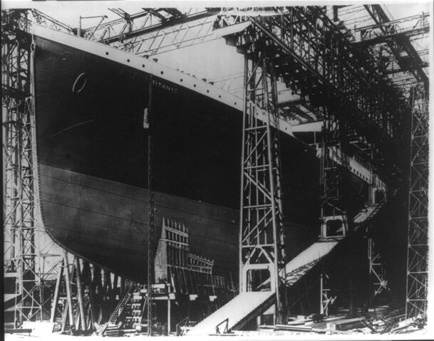 Archivo:Titanic construccion.jpg