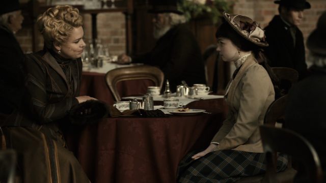 File:PD3x04-Lily-and-Justine-havin-afternoon-tea.png