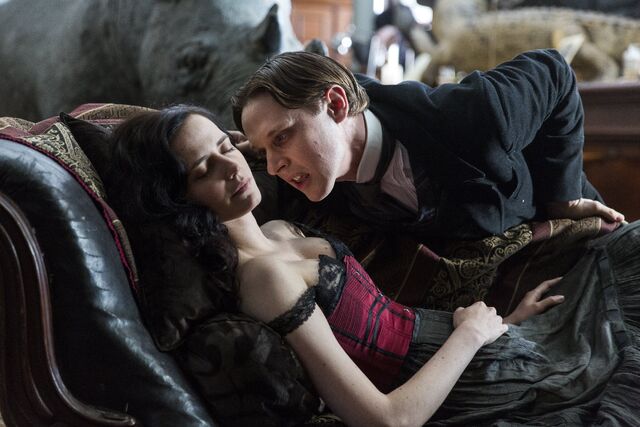 File:Renfield and vanessa.jpg