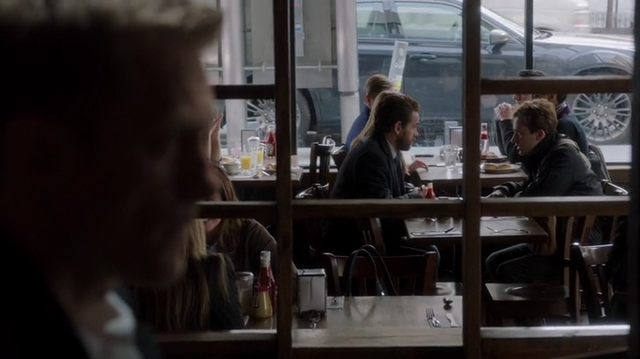 Archivo:3x16 - Restaurante.png