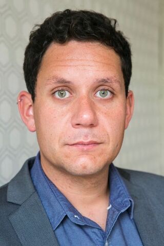 File:Troy Mihaka.jpg