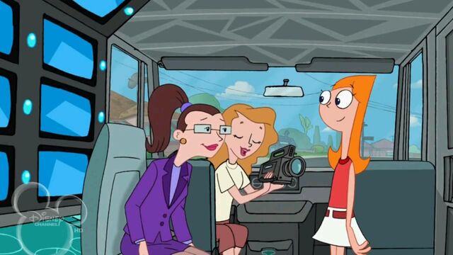 File:Fifi comments on Candace.jpg
