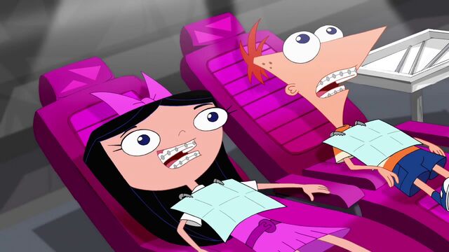 File:Getting orthodontia.jpg