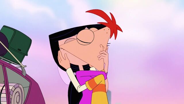 File:Isabella embraces the kiss.jpg