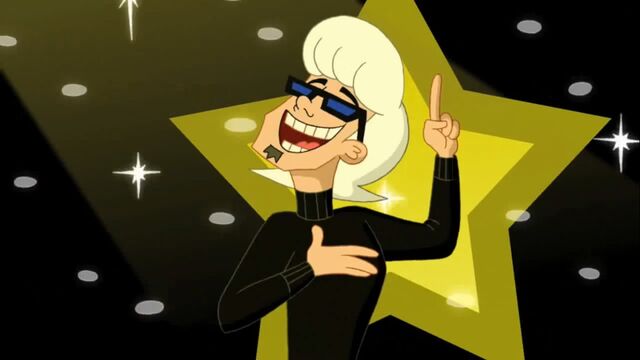 File:Bobbi over a yellow star.jpg