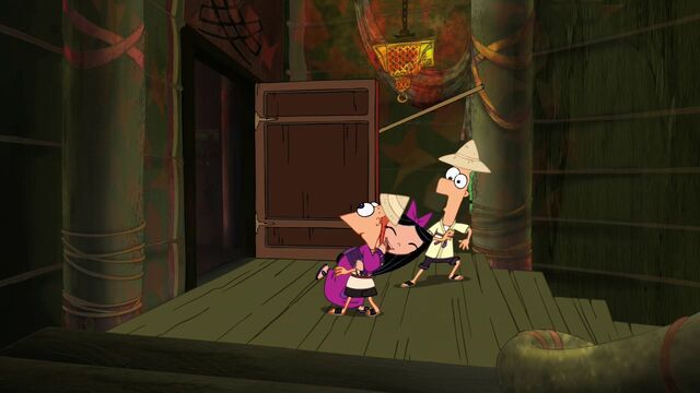 File:Princess Isabella hugging Phineas.jpg