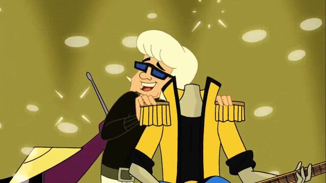 File:Bobbi with his suit.jpg