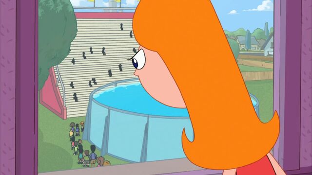 File:Candace sees the aquarium.jpg