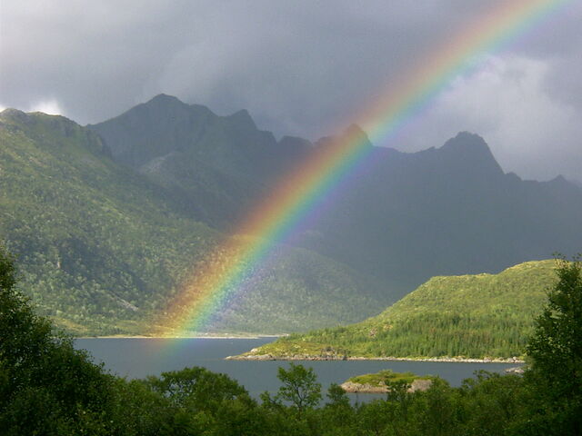 File:Rainbow2.jpg