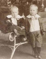 CarletClydeen1902.jpg