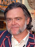 Plik:Kevin McNally 1.jpg