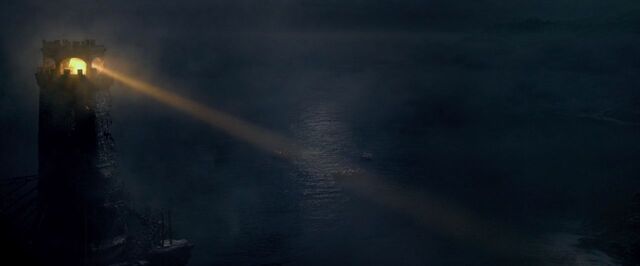 File:WhitecapBayShinesLight.jpg