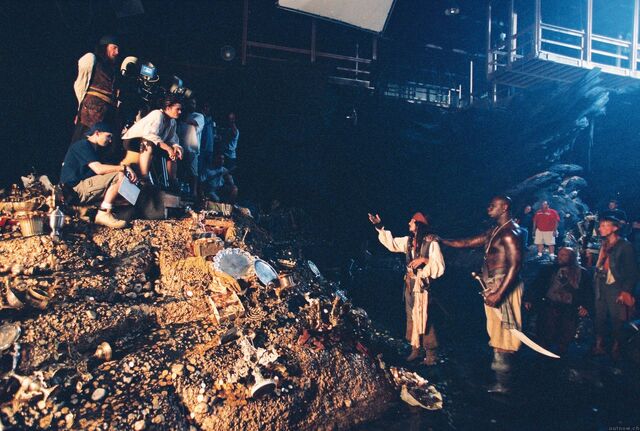 File:JackNegotiationOnSet.jpg
