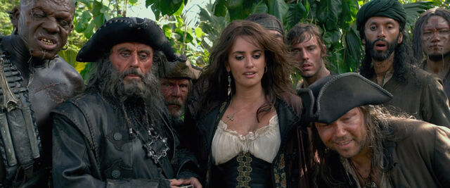 File:CrewofQARcliff.jpg