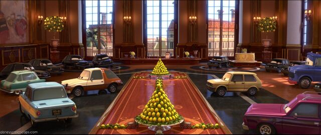 File:Cars2-disneyscreencaps.com-7768.jpg